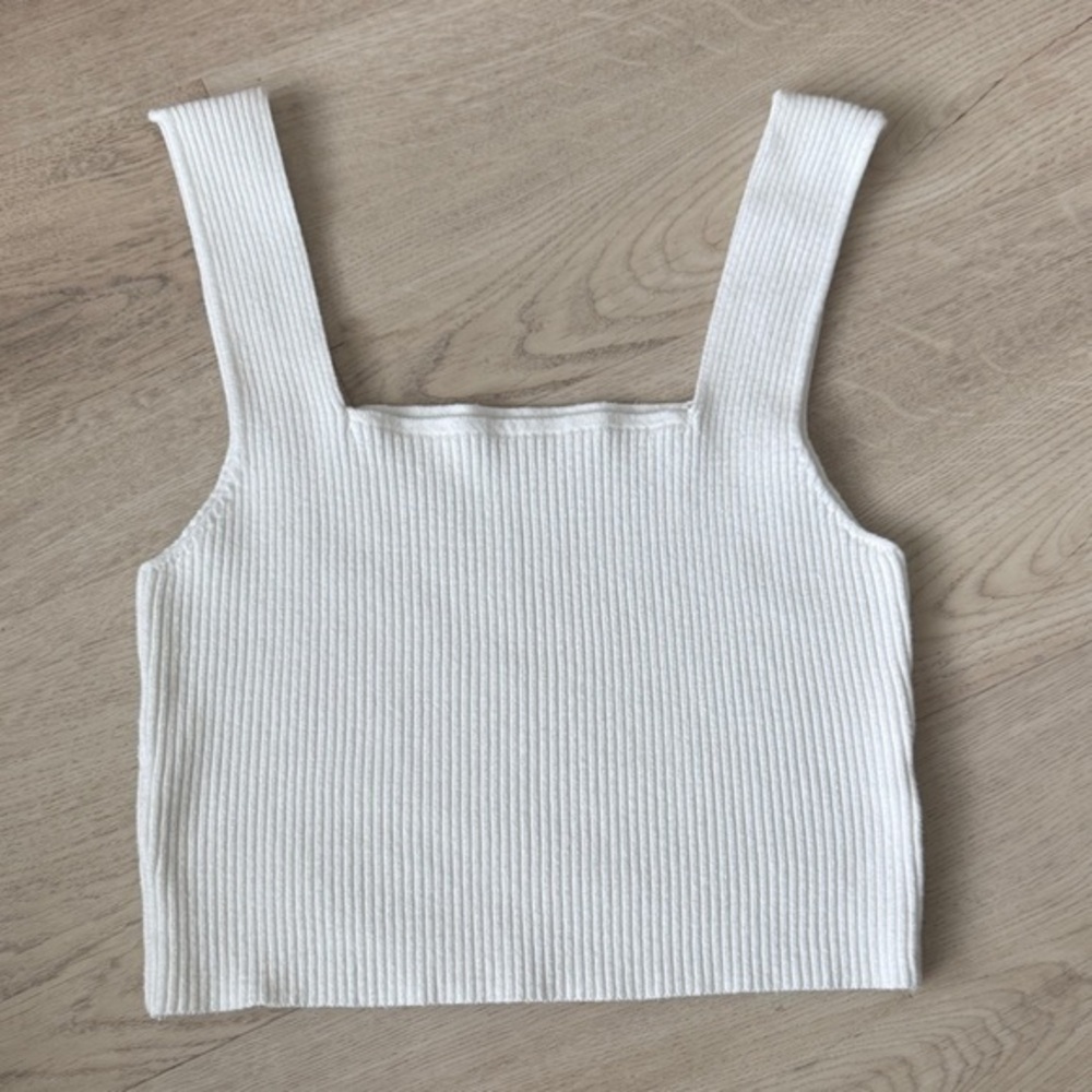 Knit crop top
